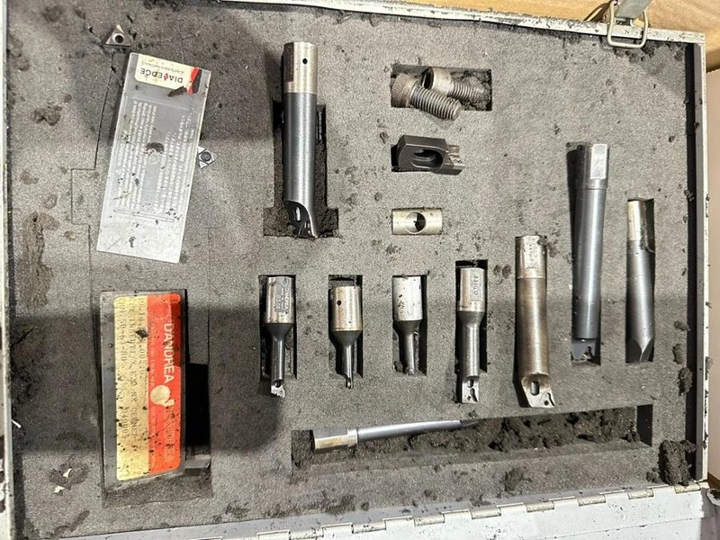 Cottrill & Co - Large Quantity of Machine Tool Consumable Tooling to include Drills, Milling Cutters, Boring Bars, Carbide Inserts Auction - Auction Image 5